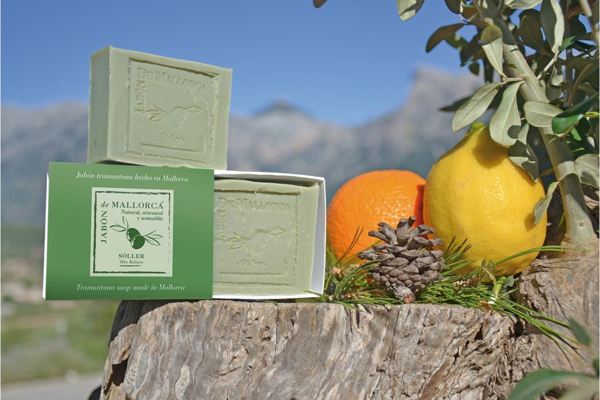 Savon Naturel  à l'Huile d'Olive et Plantes - Jabón de Mallorca